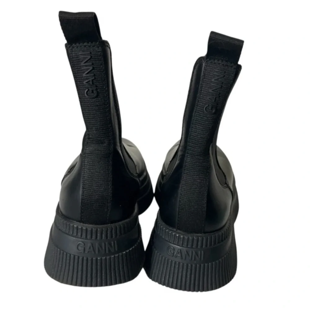 Ganni Black Leather‎ Chelsea Boots Women's US 8 Platform Lug Sole Grunge